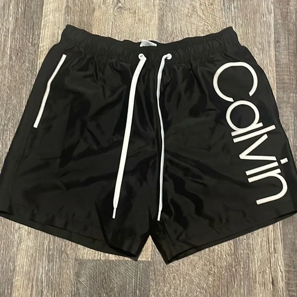 Calvin Klein shorts - Picture 1 of 5